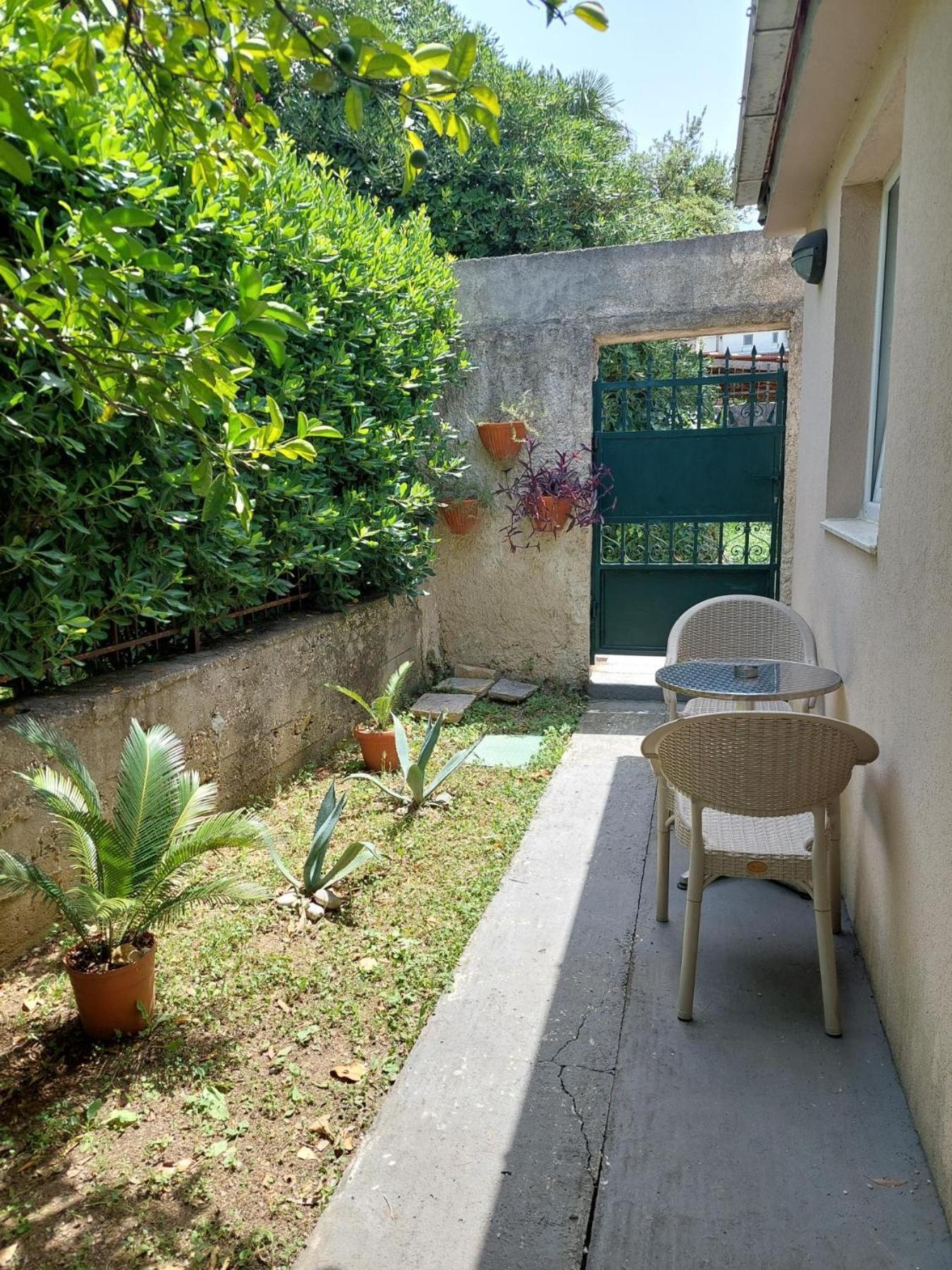 Garden Apartmant Near Sea Kotor Værelse billede